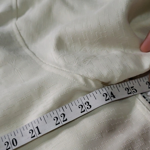 Quiksilver men's vintage 90s Cream Casual Button Down Shirt - Picture 2 of 6